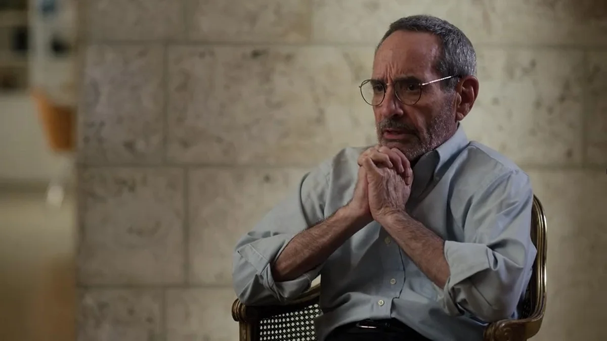 A Riqueza de Gunther: O que é feito hoje de Barry Morse?