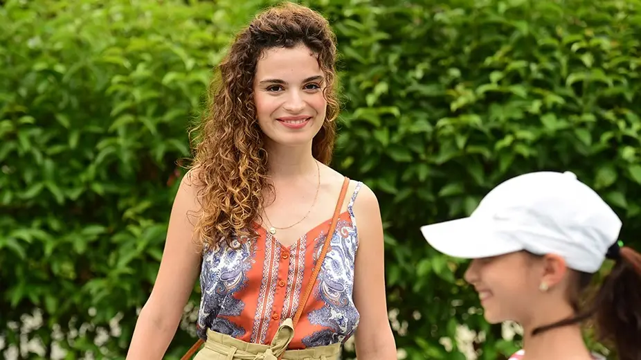 Aslı Bekiroğlu é Suna