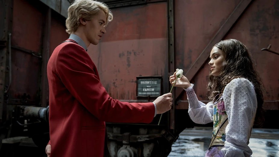 the hunger games a balada dos passaros e das serpentes idade