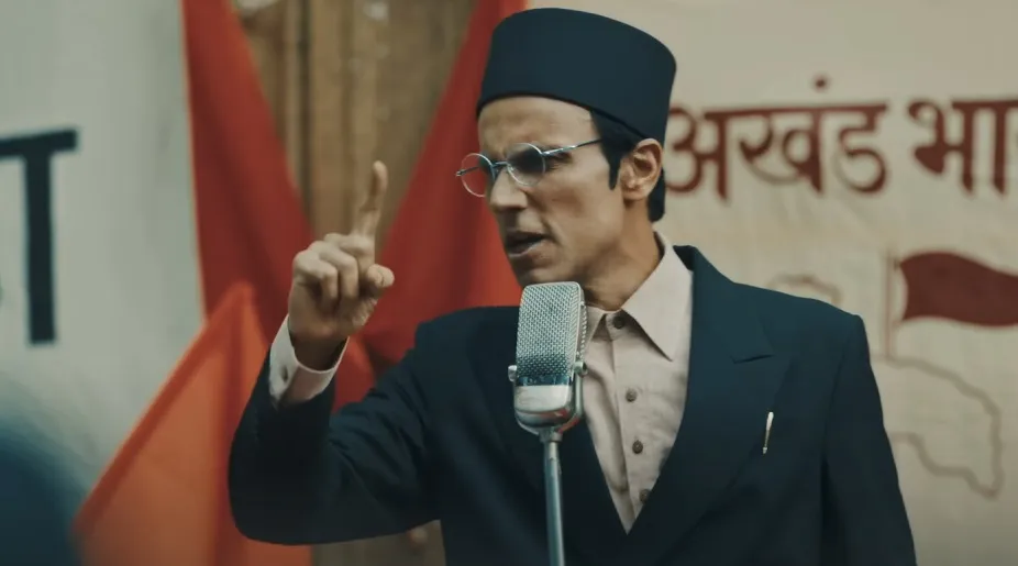 swatantra veer savarkar final