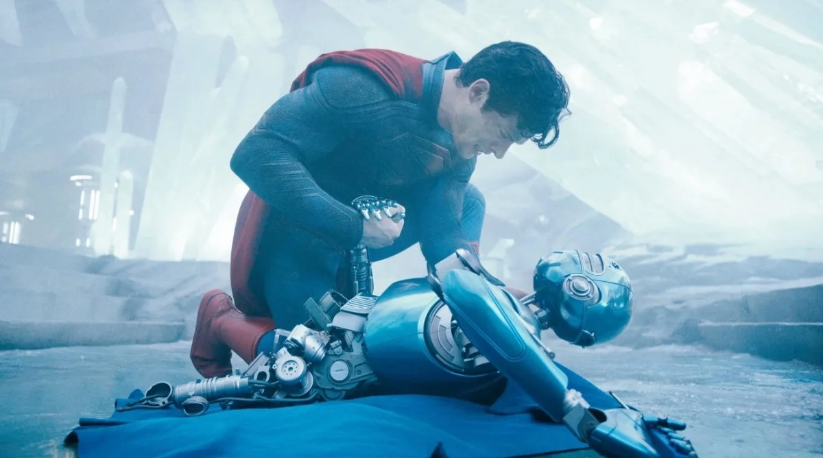 superman 2025 viloes