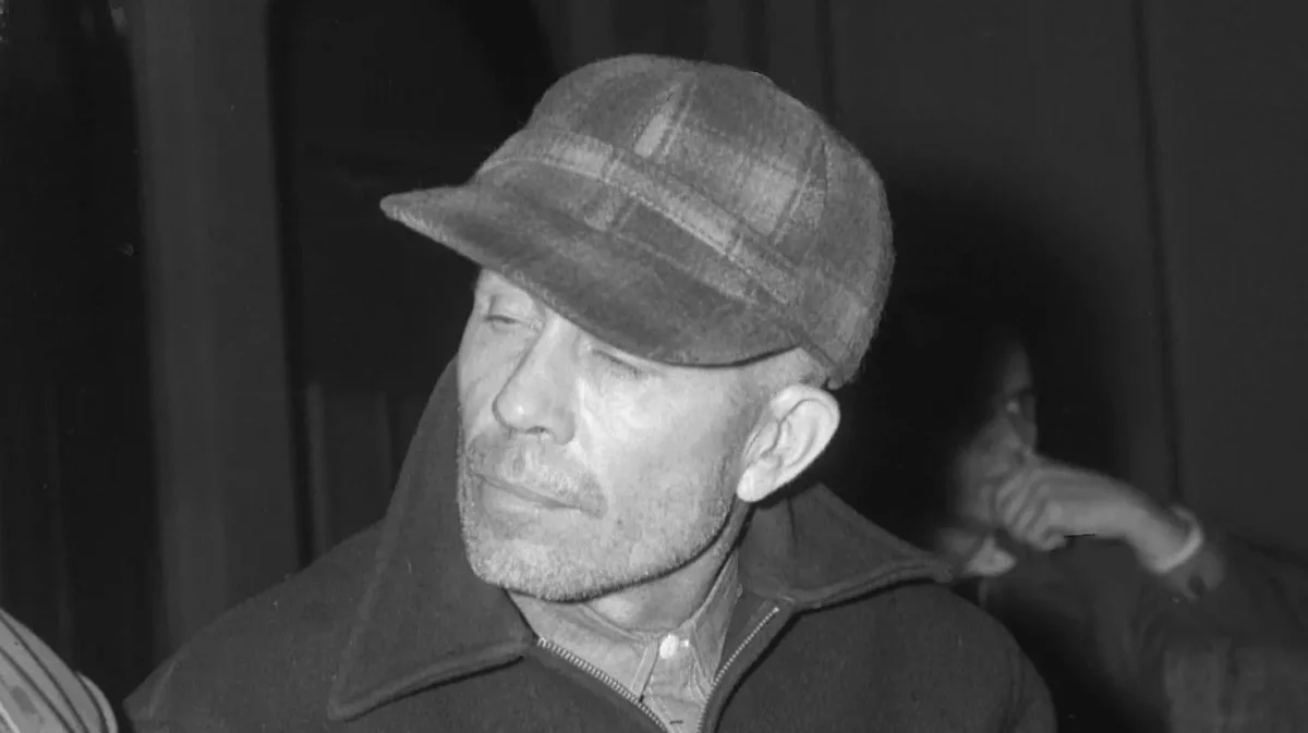 Ed Gein Matou o seu irmão Henry