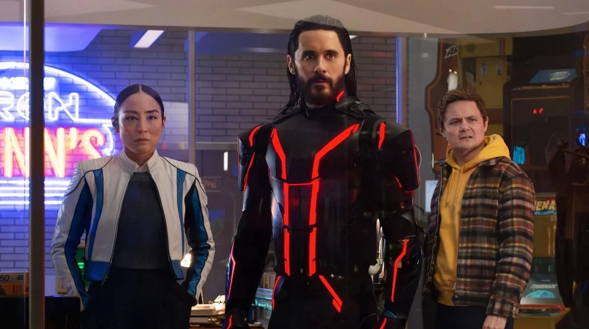 tron ares cena pos-creditos