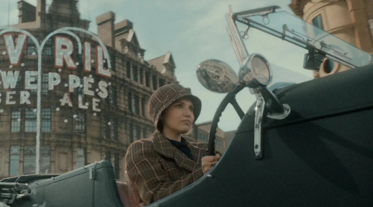 onde foi filmada os sete relogios de agatha christie